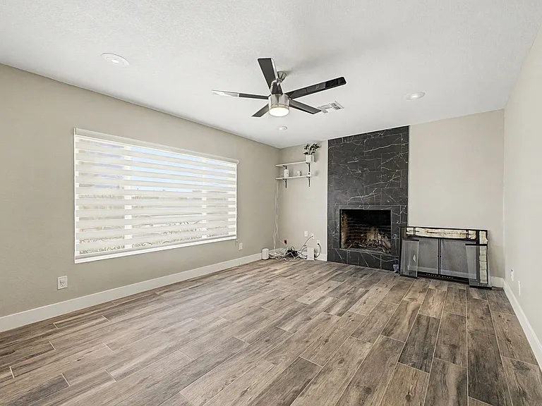 5017 E Acoma Dr — Photo 9