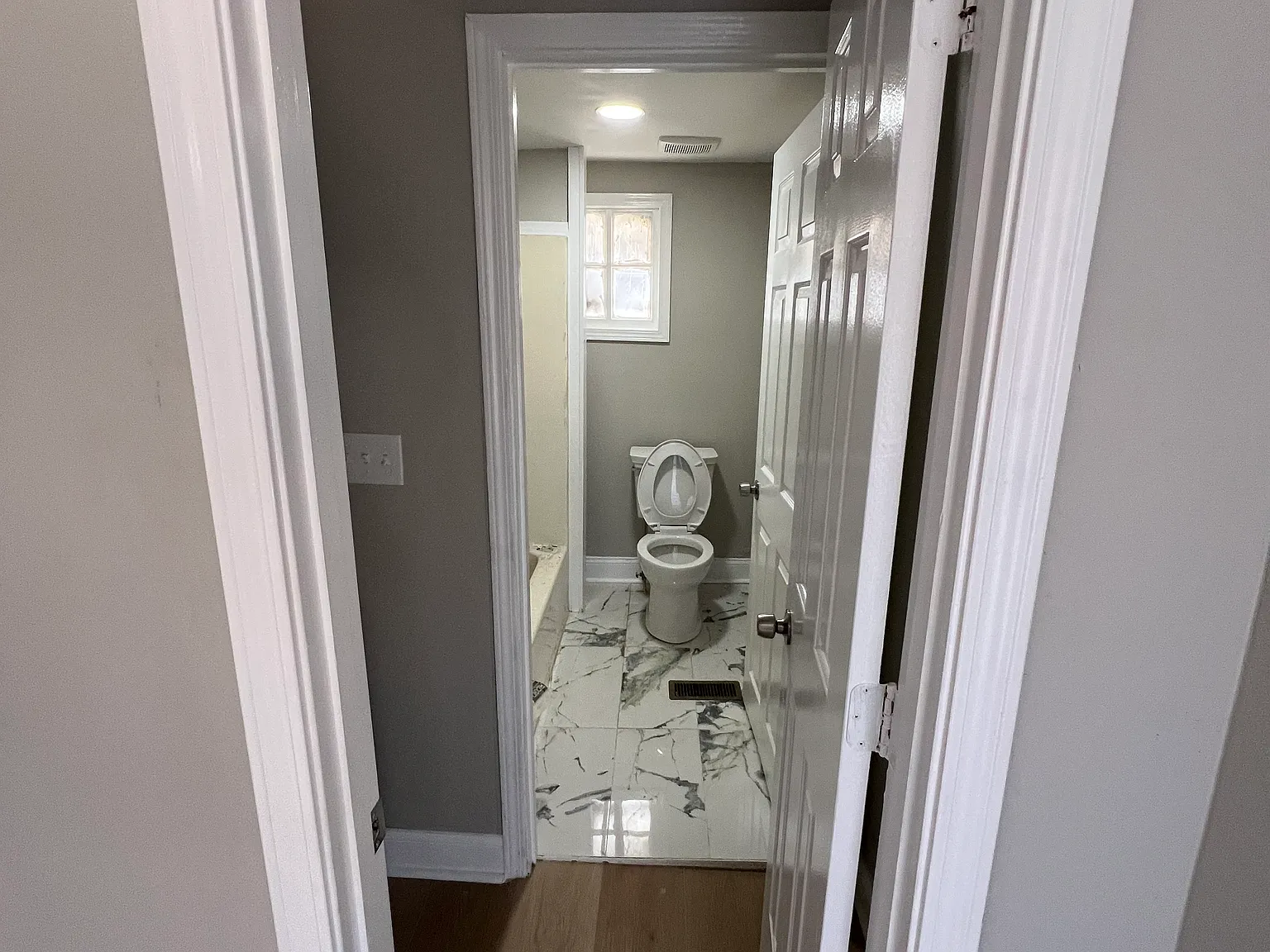 3 bed, 1400 sqft, $1,800 — Photo 4
