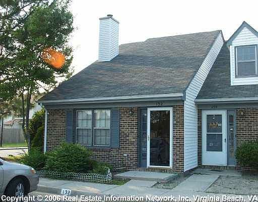 1st image of 132 Parkway Dr