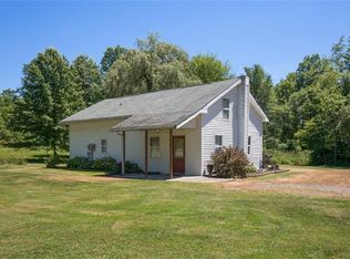 3030 Mercer Rd, New Castle, PA 16105