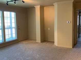 1247 W Mount Comfort Rd, Fayetteville, AR 72703