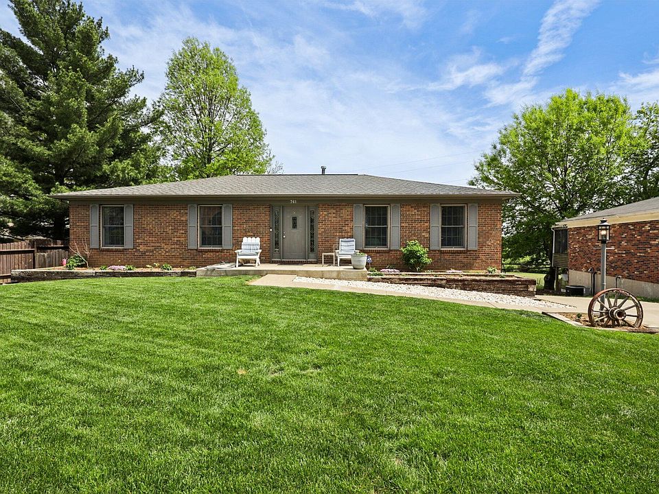 1st image of 761 Meadow Wood Dr