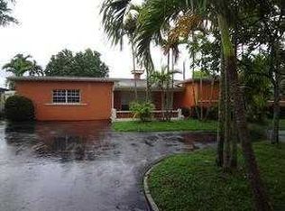 2211 Everglades Dr, Hollywood, FL 33023