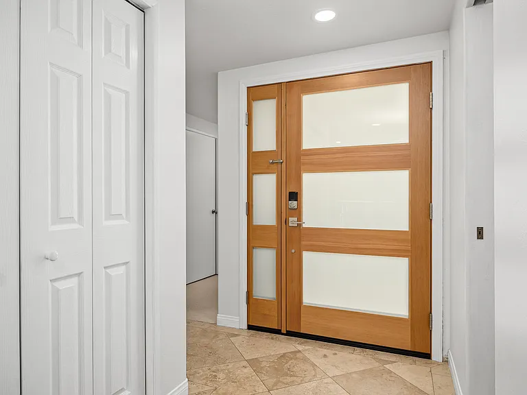 573 S Sierra Ave #6 — Photo 12