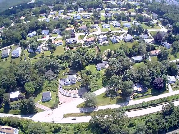 Front row views of the Thames River