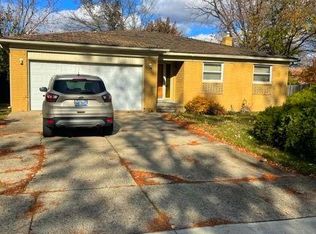 16304 Pennsylvania St, Southfield, MI 48075