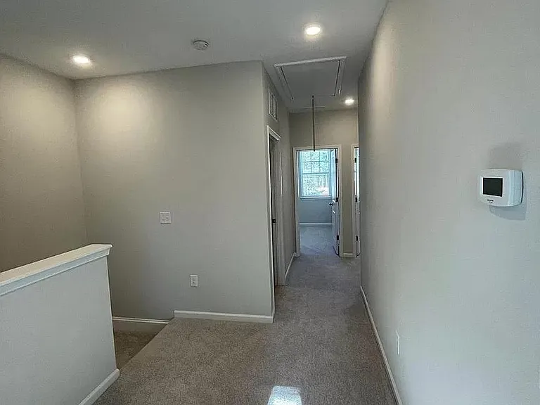 1049 Islip Pl — Photo 22