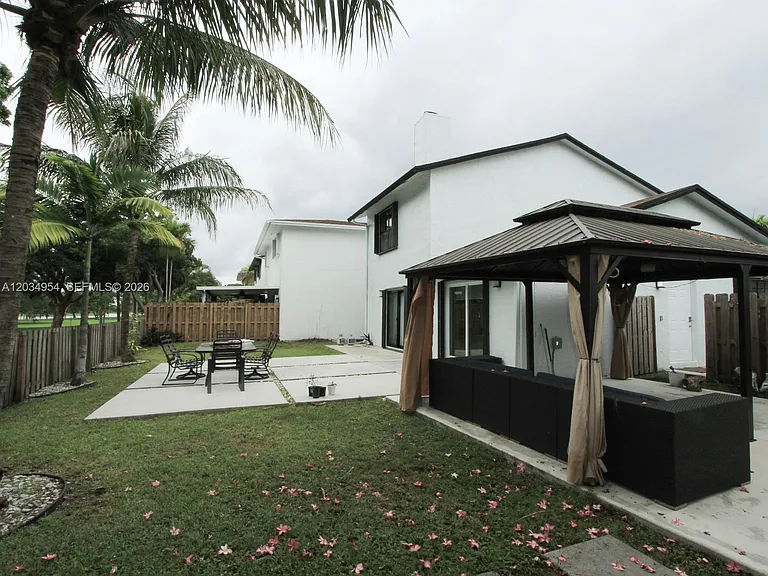 14740 SW 108th Ter — Photo 18