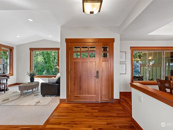 4th image of 1817 62nd Avenue NW
