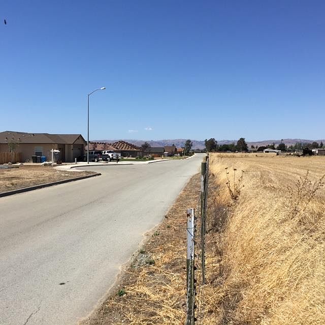2nd image of 1450 Santa Ana Rd