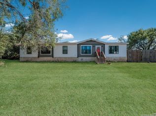 10171 Hackelberg Rd, Atascosa, TX 78002