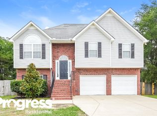 1606 Twin Ledge Ct, La Vergne, TN 37086