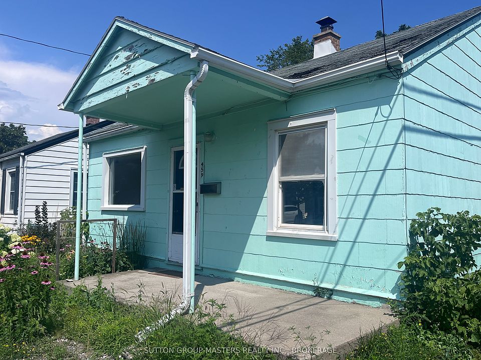 1st image of 459 Nelson St
