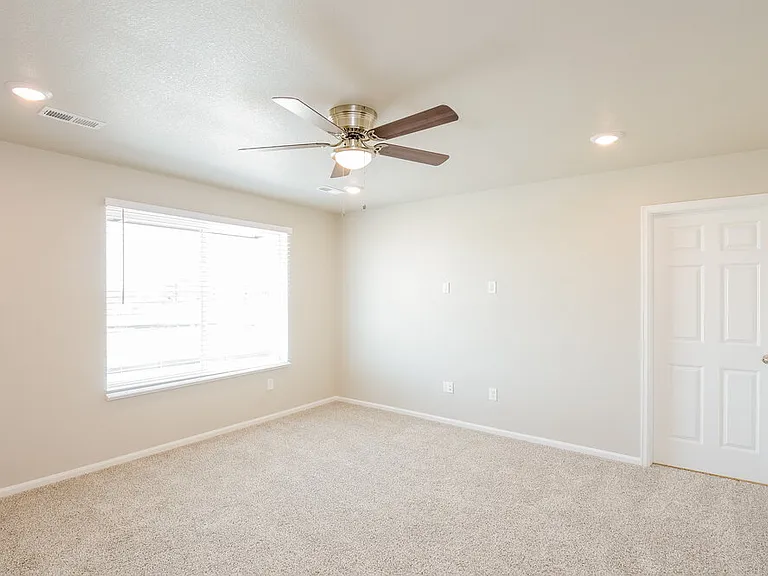 13959 Vispo Way — Photo 11