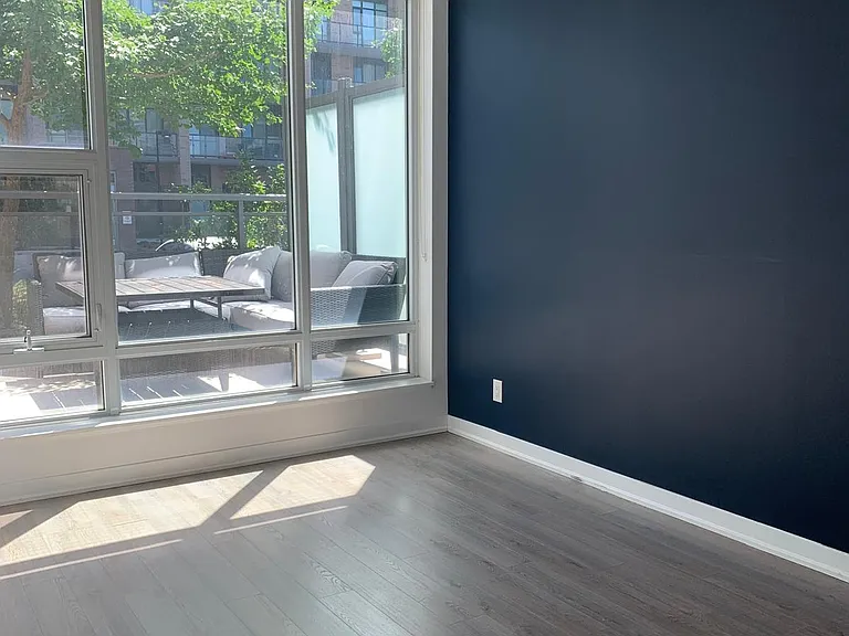 85 Duke St W #103 — Photo 6