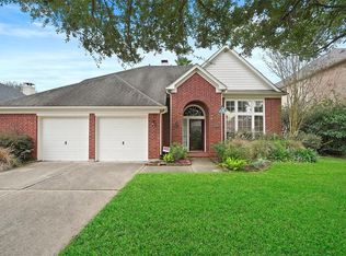 18303 Bluewater Cove Dr, Humble, TX 77346