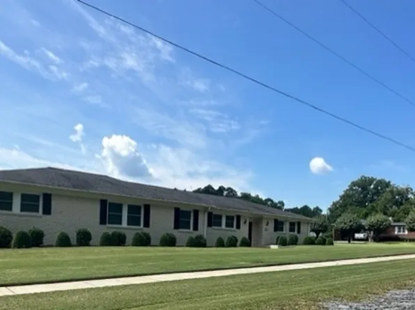 1652 Bell Ave, Soperton, GA 30457