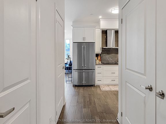 4th image of 99 Louisa St #201