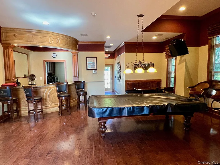 8 Green Ct — Photo 46
