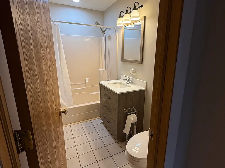 34 Beacon Ave — Photo 4