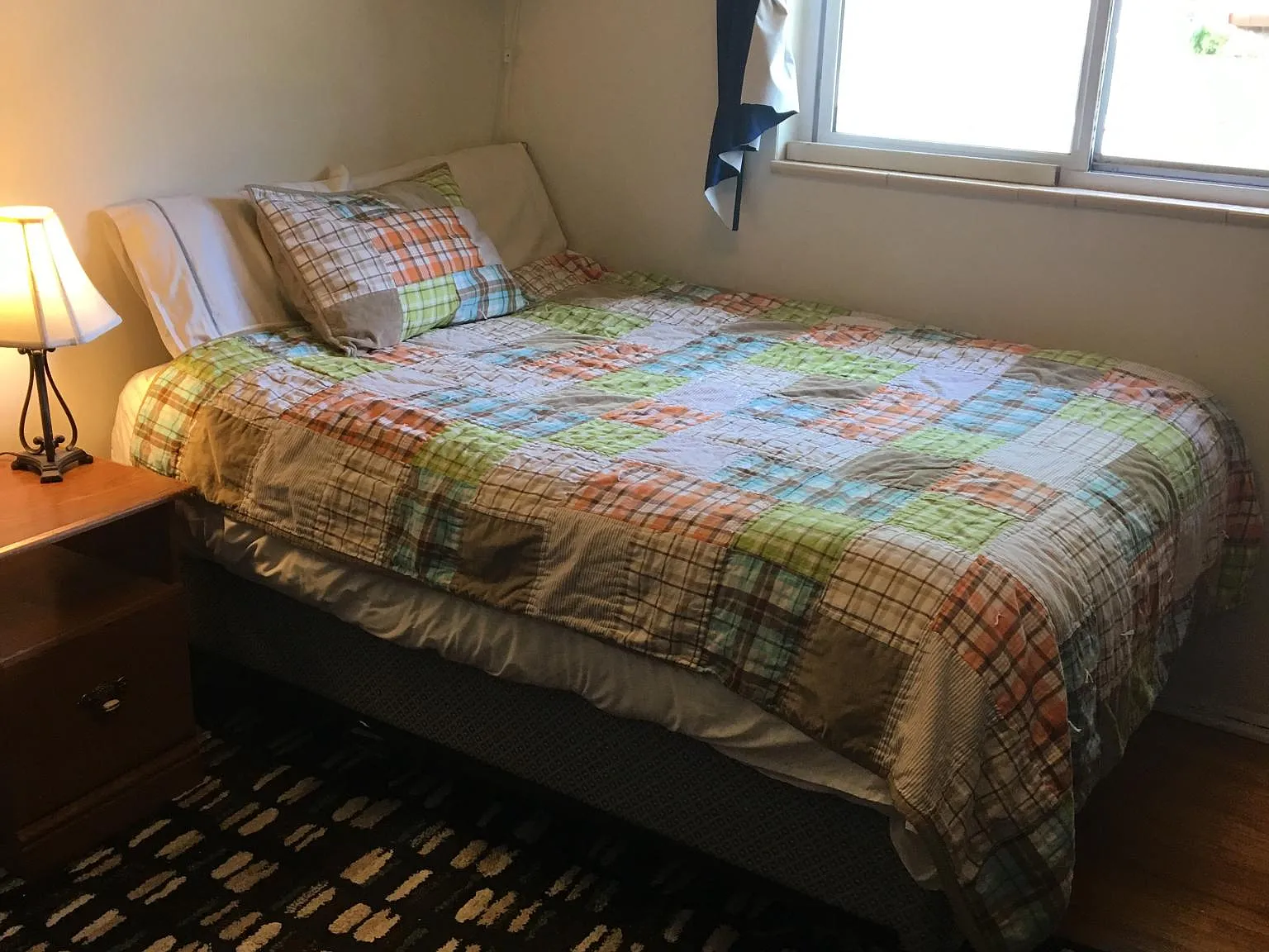 3 bed, 2.5 bath, 2266 sqft, $2,850 — Photo 4