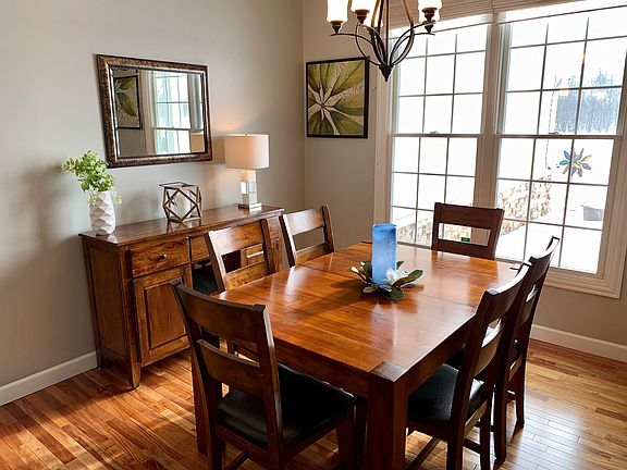 Formal dining room