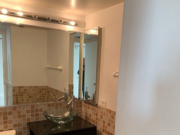 5th image of 3660 N Lake Shore Dr APT 4612