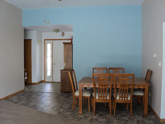 3rd image of 1703 Waterman Ct
