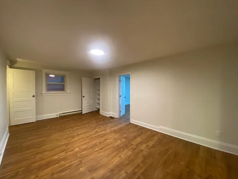 333 W Pike St #1 — Photo 8
