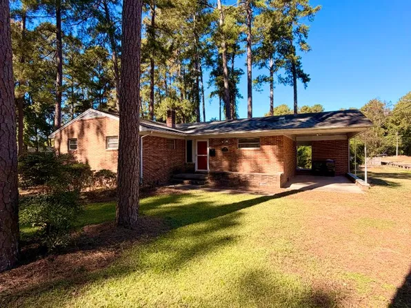 650 S May St, Southern Pines, NC 28387