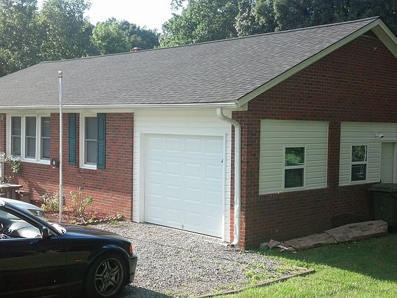 Attached Garage