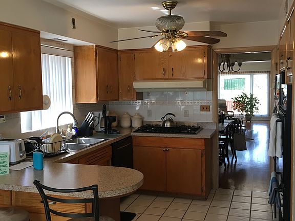 3rd image of 10161 S Albany Ave