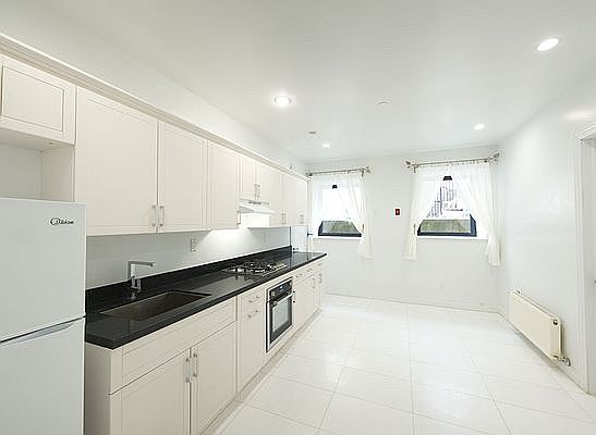 1st image of 78 Herkimer St APT 103