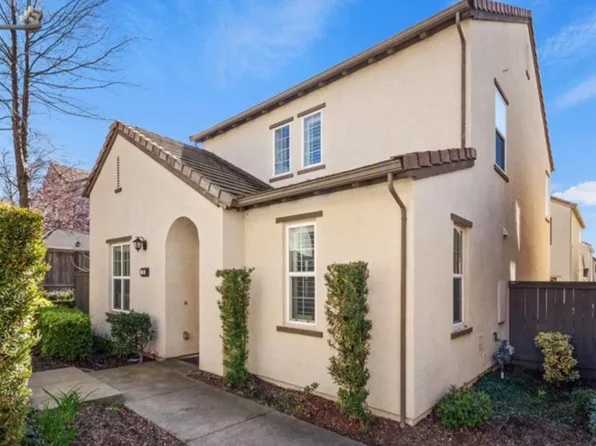 76 Chambord Way #76, Roseville, CA 95678