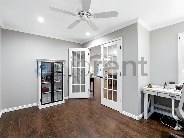 7551 E North Ln — Photo 9