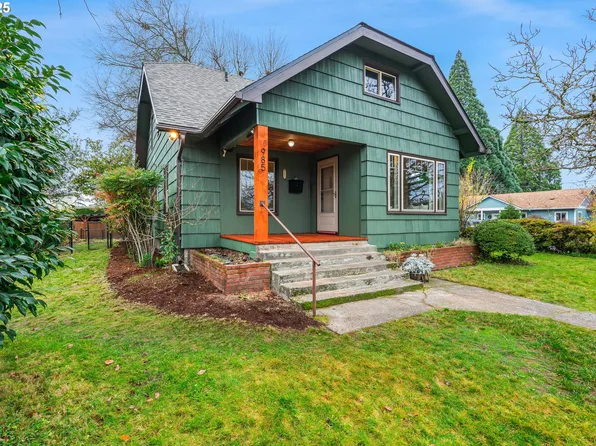 965 N 4th Ave, Stayton, OR 97383