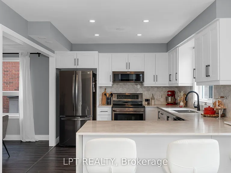 47 Northview Cres — Photo 9
