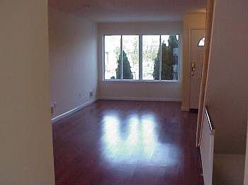 1st image of 106 Kenilworth Ave