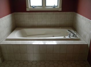 9395 Spring Brook Dr, Bangor, PA 18013