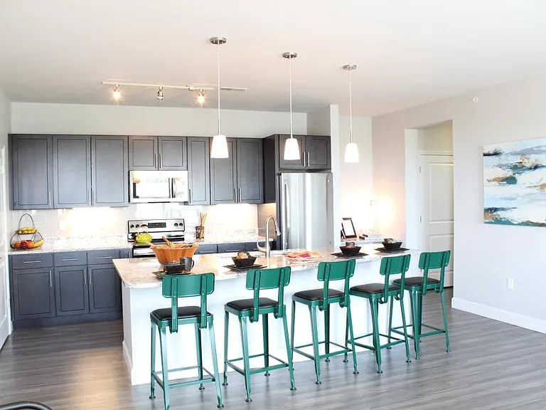 The Vue at Creve Coeur Apartments — Photo 111
