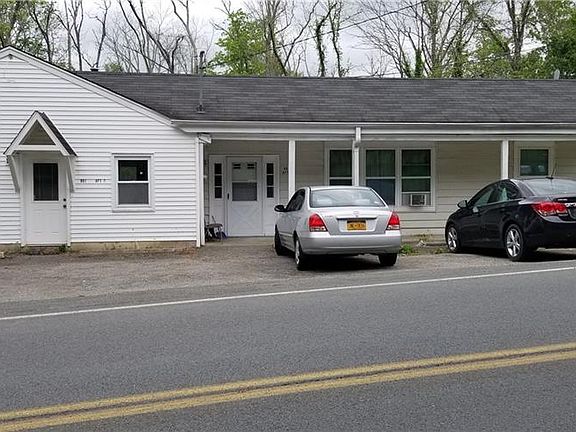 5th image of 901 Jackson Ave