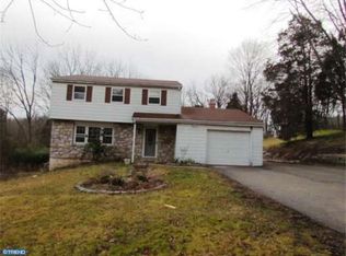 2063 Gilbertsville Rd, Pottstown, PA 19464