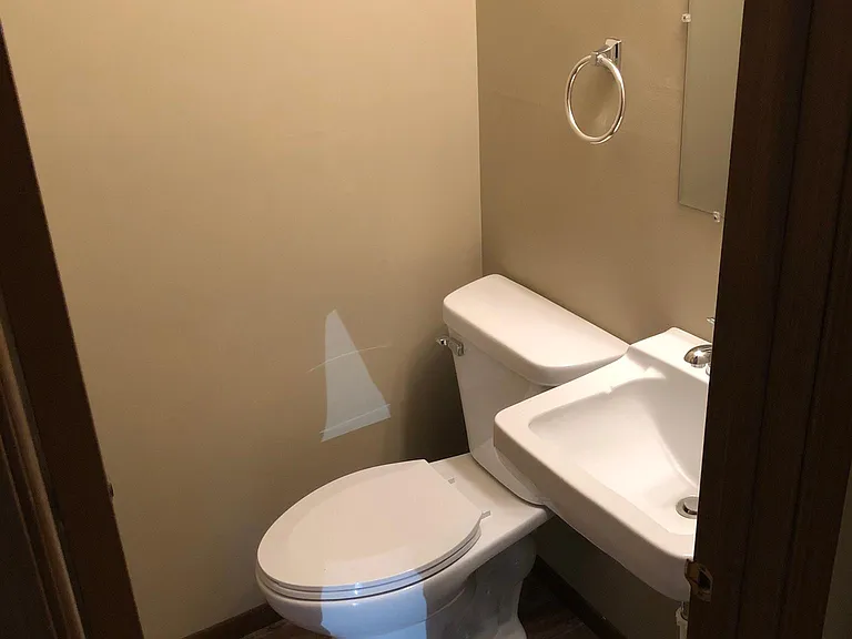 1316 Sackett Ave #20 — Photo 6
