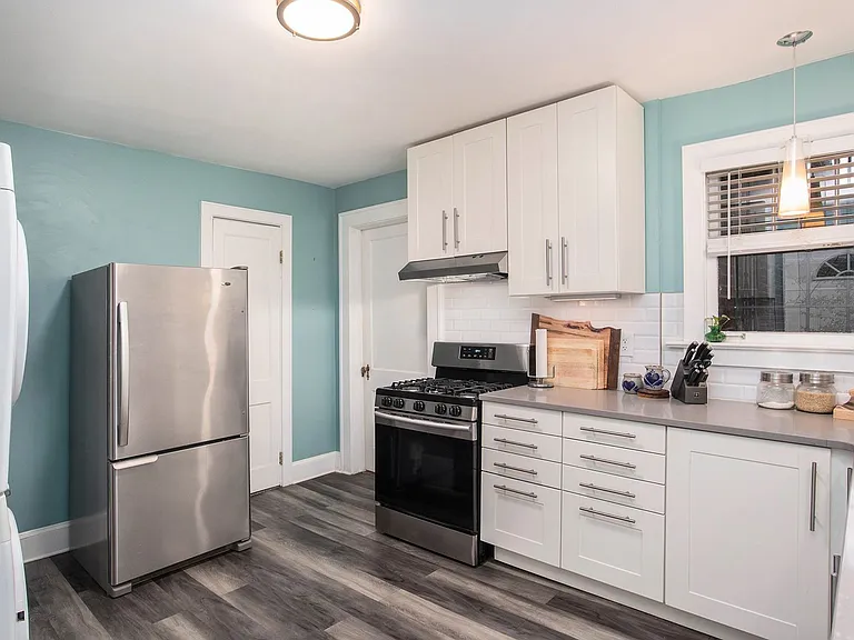 1755 Langston Ave SW — Photo 9