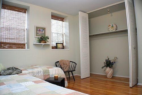 5th image of 519 Logan Pl APT 3