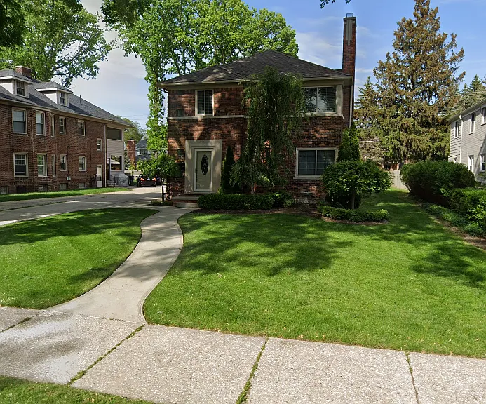 628 Neff Rd — Photo 1