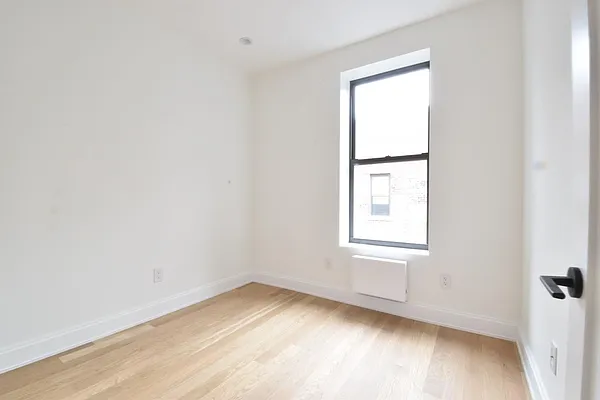 Rented by (Legacy) NY Quality Living Uptown | media 31