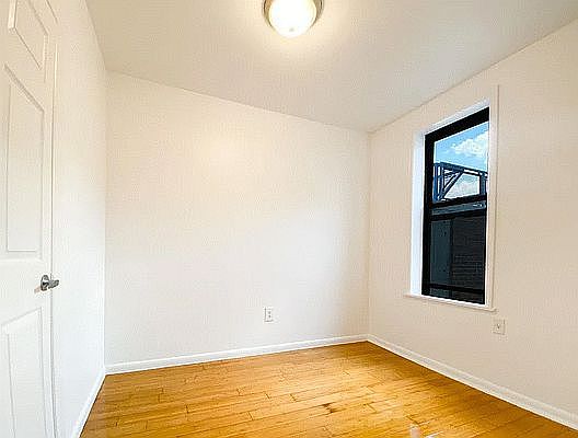 4th image of 530 W 147th St APT 33