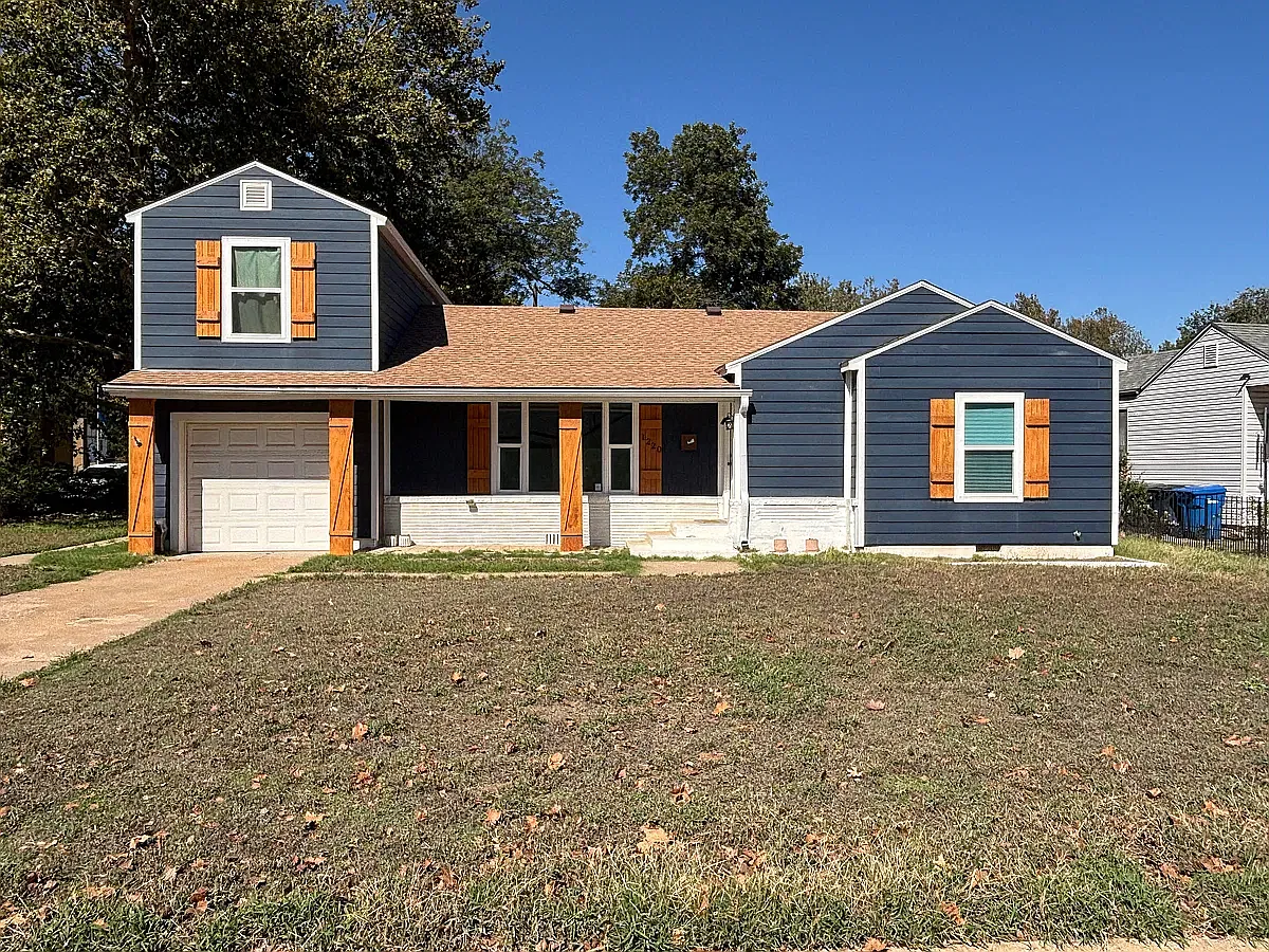3 bed, 1888 sqft, $2,000 — Photo 1