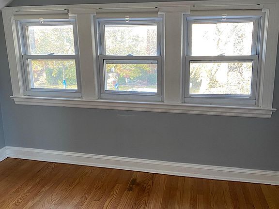 5th image of 5041 W Wrightwood Ave #2